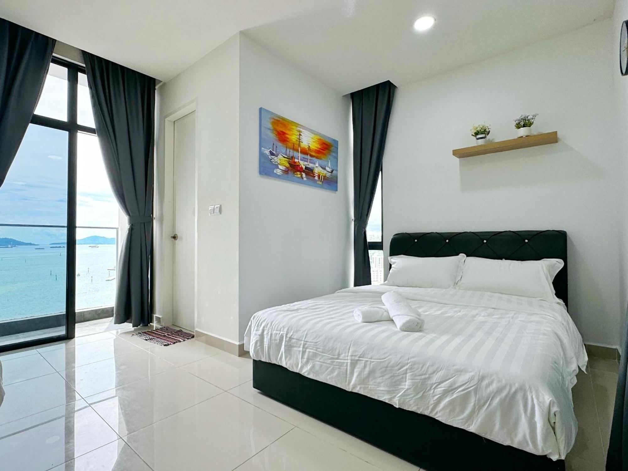 Homestay The Shore View *